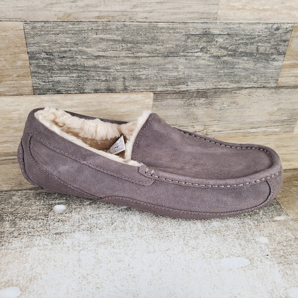 UGG Other - UGG Ascot Mens Slippers Sz 10 Comfort Gray Suede Leather Shearling Lined Slip On